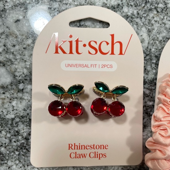 Kitsch Mini Rhinestone Claw Clips 2pc Set- Cherry - Picture 5 of 5